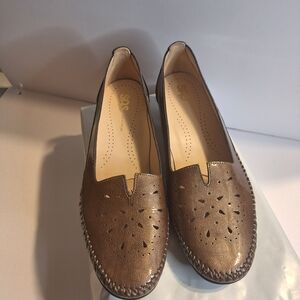 SAS Sonyo Portobello Patent  Leather Comfort Pumps Women's Shoes   Size 9.5 W